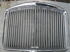 BMC Vanden Plas 3 Litre Grill Original Chrome Grill good as ok to use