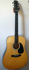 Squier SA-100 SA Series Dreadnought 6-String Acoustic Guitar Natural/Black