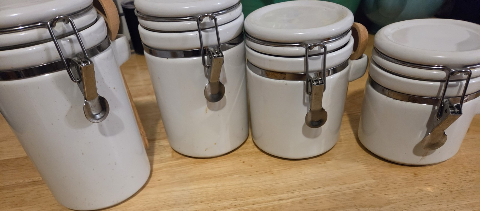 Ceramic Airtight Kitchen Canister Set White 4 Piece with Loc