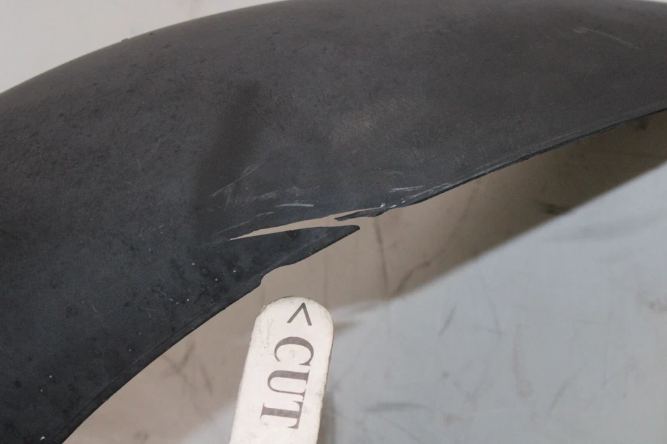 Ducati Monster 900 1998 OEM rueda trasera neumático abrazador guardabarros Foto 2 de 4