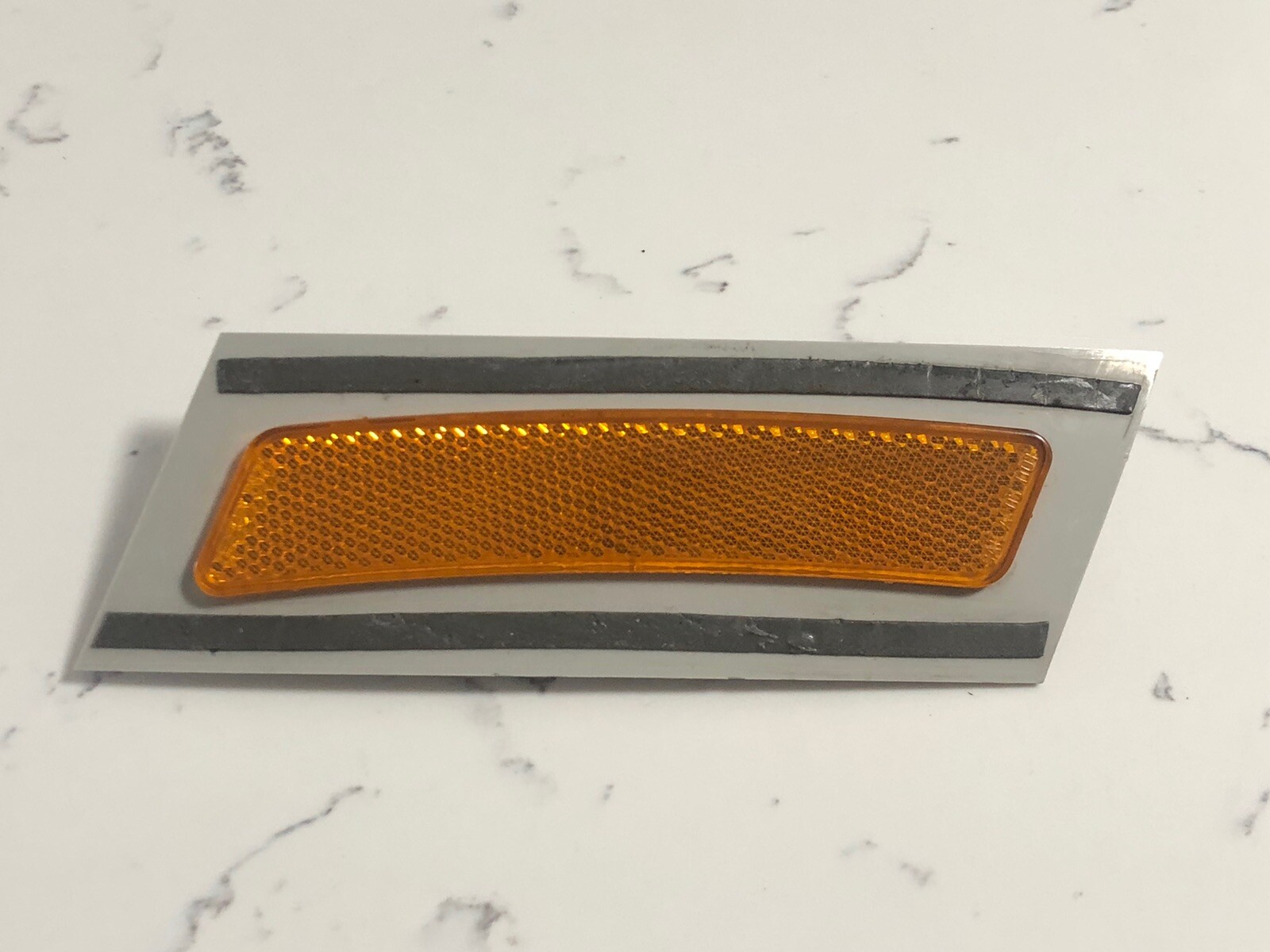 T200311 2007-2013 BMW X5 Front Fender Side Marker Light RH  