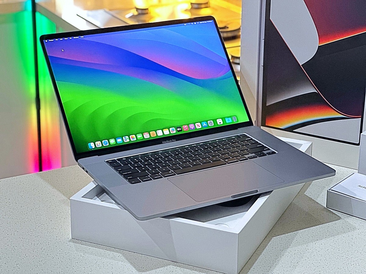 2020 Apple MacBook Pro 16 Touch Intel®Core™i9*1TB SSD*16GB+ 2020 Apple MacBook Pro 16 Touch Intel®Core™i9*1TB SSD*16GB+