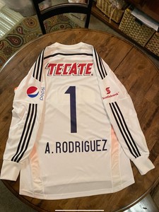 chivas goalkeeper jersey