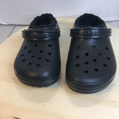 Crocs Black, Fuzzy Classic Lined Clogs-US 4 Juniors - Picture 6 of 9