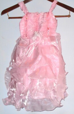 Girl's VERY FANCY TIERED  Pageant Dress  2T NWT Zipper Closure, with Slip