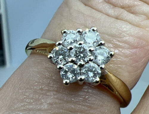 18ct Diamond Cluster Ring. Size N. 0.50ct. 750.