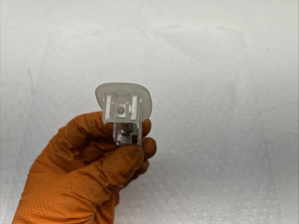 Luz interior OEM PARA MERCEDES-BENZ GL450 GL500 R350 X164 2007-2012 2088200501 Foto 4 de 4