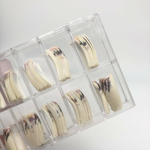 Brand New Tip Jar Fake Nail Tips - White Animal Scratch Design w/ Shimmer (#40) - Picture 4 of 4