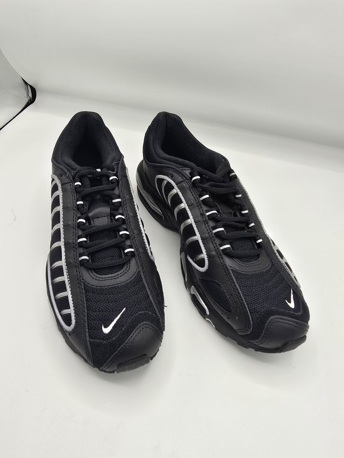 Nike Air Max Tailwind IV Men’s Running Cross Training Shoes AQ2567-003 Size 7 image 2