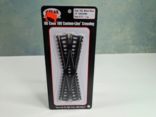 Atlas 171 HO Scale 19 Degree Crossing, Code 100 Custom-Line READ