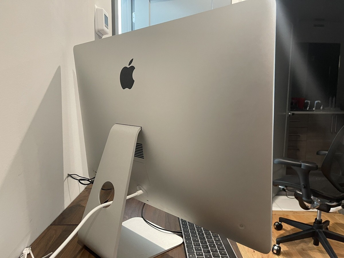 iMac Retina 5k 27-Inch Late 2014 4GHz Intel Core i7 32 GB 1600 MHz