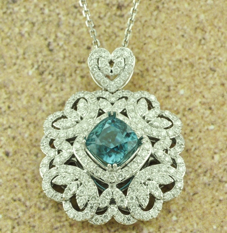 18k Solid White gold Natural Diamond & Cushion Cut Blue Zircon pendant 7.04ct CO