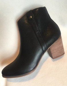 bass ankle boots