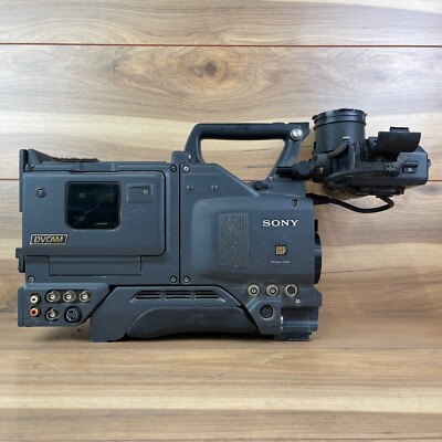 Sony DXC-D35 Camcorder | DSR-1 Videocassette | DXF-701WS