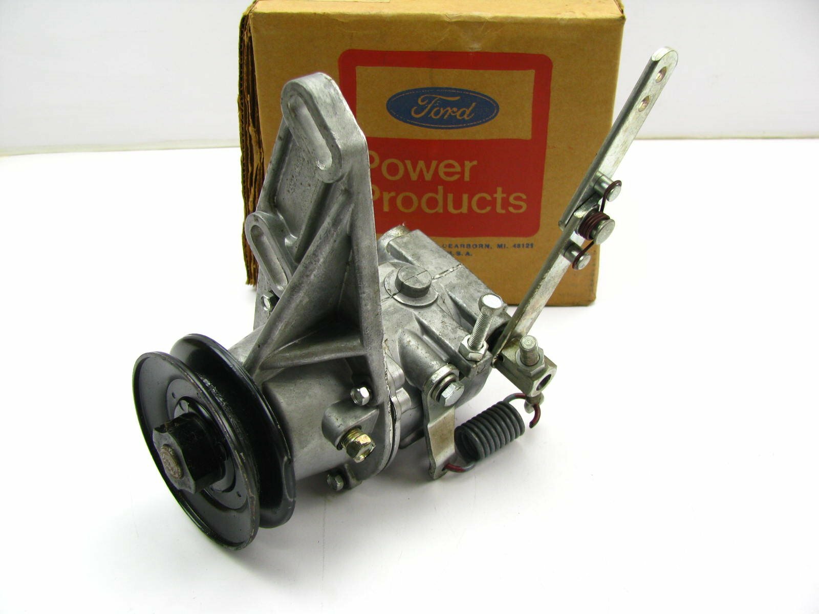 NOS OEM Ford E4jl12450ca Tractor / Industrial Engine Governor Hoof