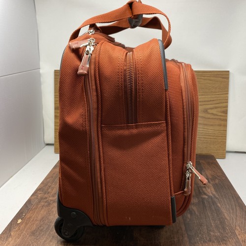 Ricardo, Beverly Hill, Carry On  Laptop Overnight Roller Bag - Picture 5 of 11