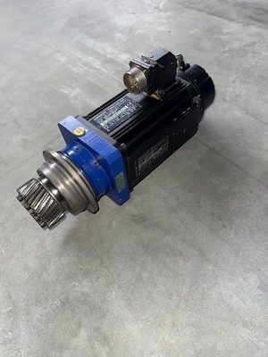 MDD071B-N-040-N2S-095GA0 Rexroth Indramat Servomotor with Gearbox, Tested