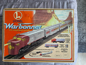 Lionel Train Warbonnet 0-027 Gauge Electric Train Set (1997)