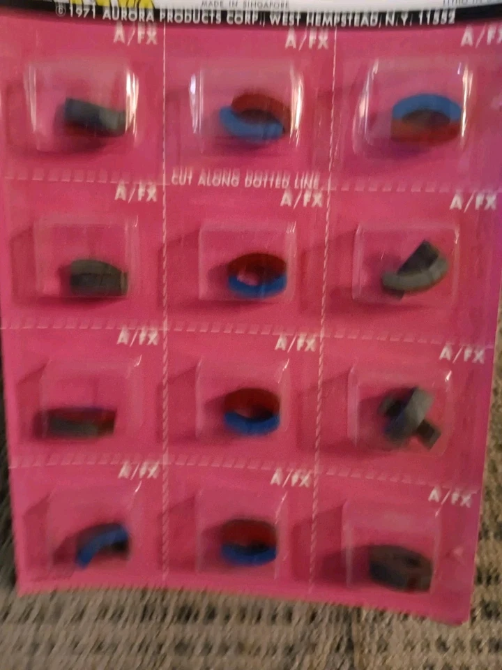 Piezas de servicio AFX #8502 (1971) - Imanes - 12 pares - De colección Nuevo de Lote Antiguo Foto 4 de 4