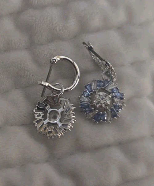 Swarovski crystal stud/dangle Earrings - image 4