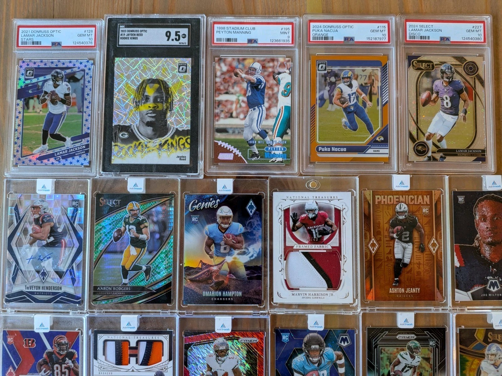 FOOTBALL CARD SALE! 30 Cards! Autos, Patches, SSPs, Numbered! view 8
