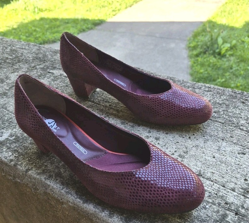 Rockport Maroon Pumps 8.5