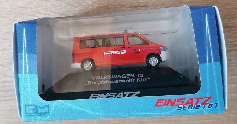 Rietze 53425 - 1/87 Volkswagen T5 '10 Professional Fire Department Kiel - New