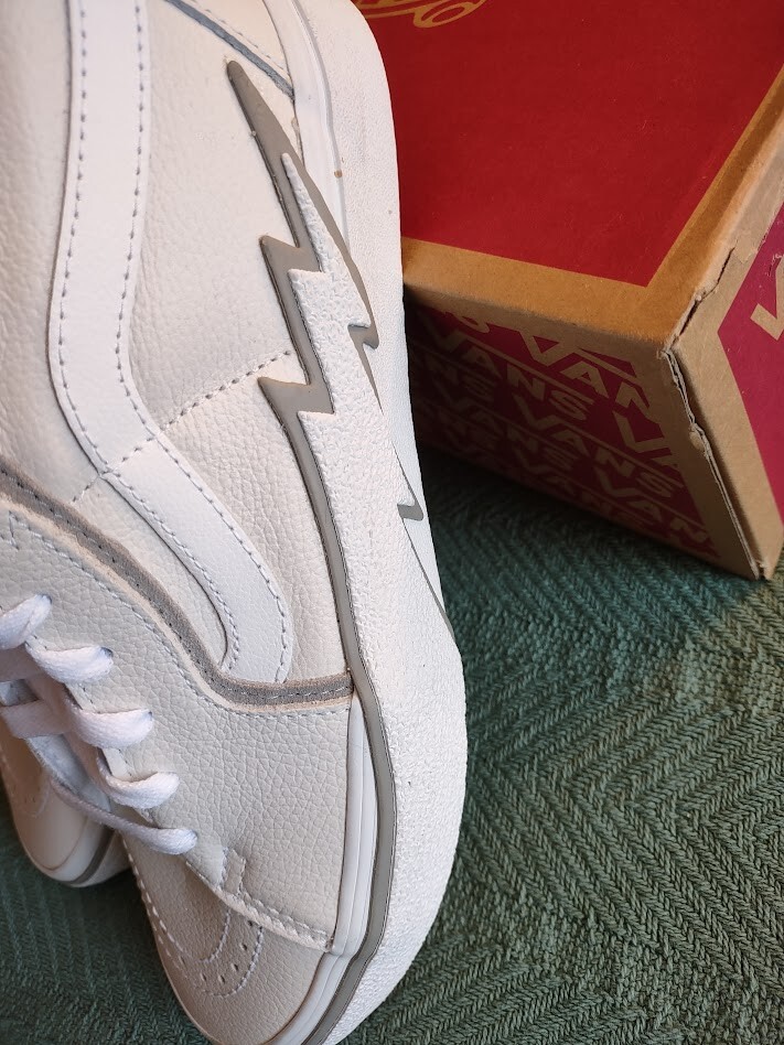 Vans Sk8-Hi BOLT Leather White/Drizzle Skate Retro Athletic Trainer VN0A5JIVXP3 Vans Sk8-Hi BOLT Leather White/Drizzle Skate Retro Athletic  main image 2