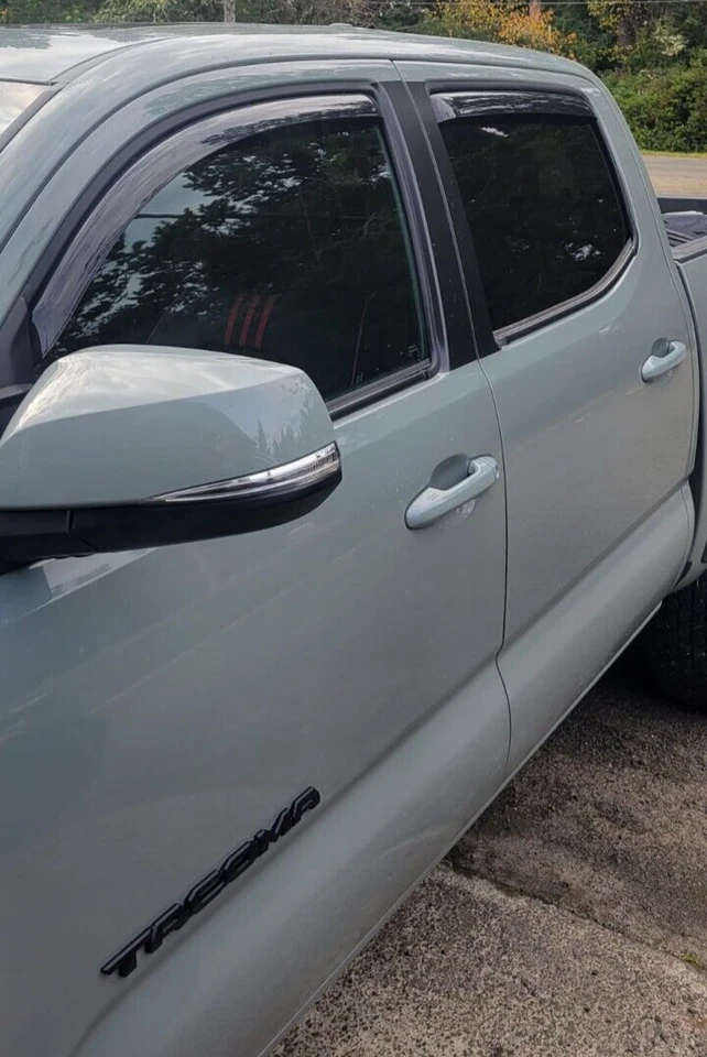Protectores de lluvia AVS viseras de ventilación en canal para Toyota Tacoma 2016-2023 doble cabina Foto 3 de 4