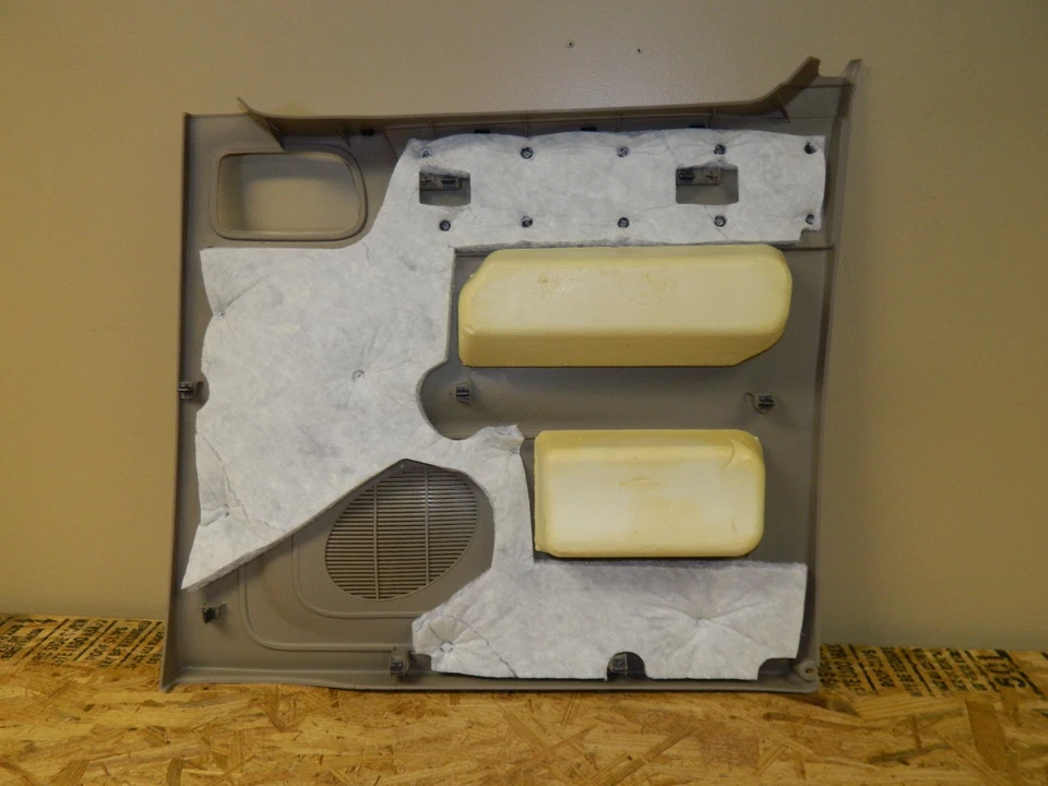 Nuevo panel de moldura de puerta trasera Ford Windstar 1999-2003 fabricante de equipos originales color camello tostado Foto 2 de 3