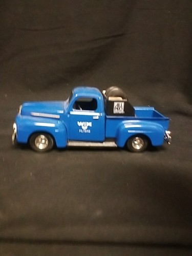 Vtg. ERTL 1951 Ford F-1 Truck Bank, "Wix Filters," Die-Cast Metal, #2305 - Picture 2 of 16