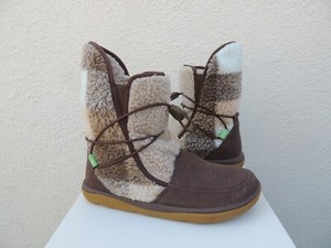 sanuk tripper flurry