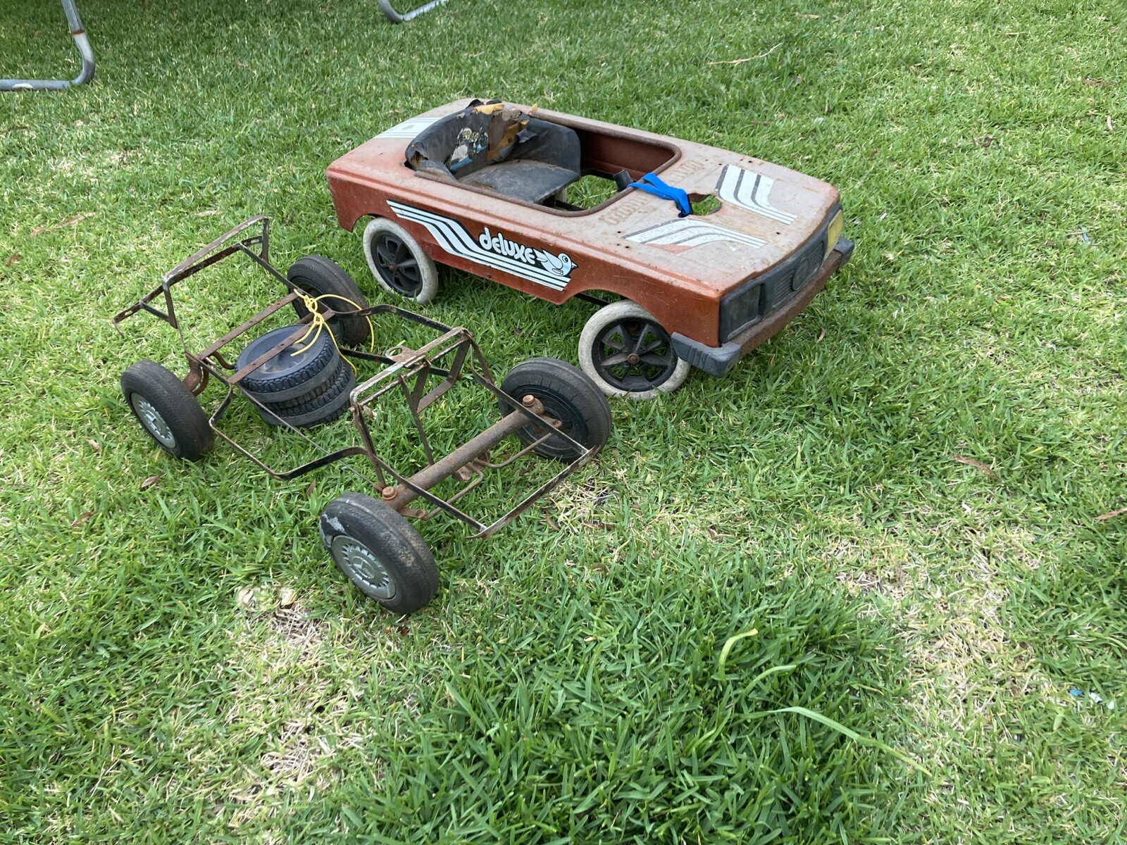Vintage pedal car with spare Mercedes’ chassis | eBay