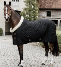 NEW!!! ON SALE!!! Horsewear stable sheet/ dress sheet