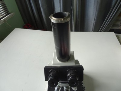 Hund Wetzlar Operationsmikroskop inkl. 2 x WF 10x Okulare und 5 x Optik