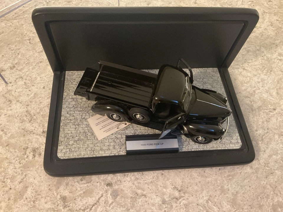 FRANKLYN MODELO DE PRECISIÓN FUNDIDO A PRESIÓN COMO NUEVO... CAMIONETA FORD 1940 NEGRA. IMPECABLE Foto 3 de 4