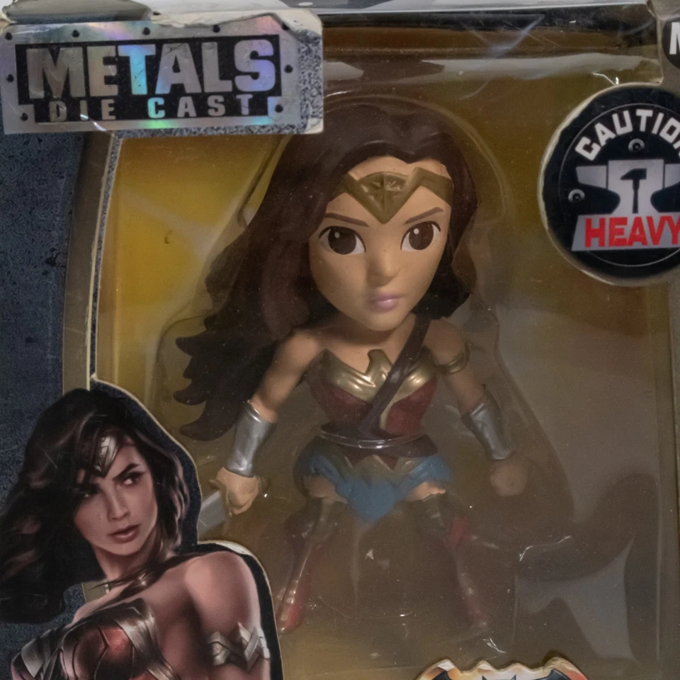 Wonder Woman Metals Die Cast M3 2015 Jada Batman v Superman Película DC Comic Foto 4 de 4