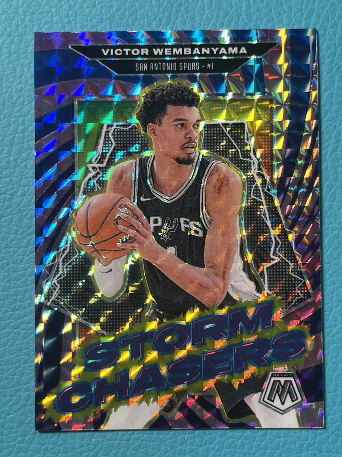 Victor Wembanyama 2024-25 Panini Mosaic SP Storm Chasers Spurs #13 -1.6