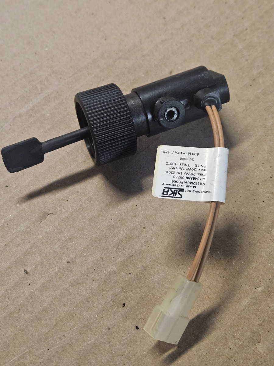Viessmann Vitodens 200-W Flow Switch – SIKA VK332MOVIESS06