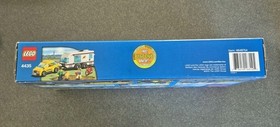 LEGO 4435 City Car and Caravan Set 2011 Brand New Sealed Retired Camper Bicycle