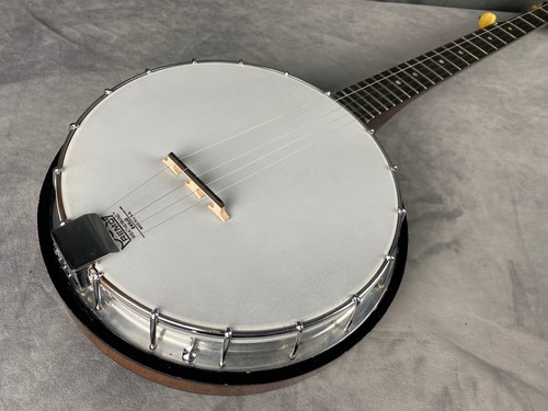 Peerless 5 string Banjo