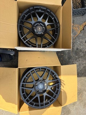 FORGESTAR F14 Rim 18''X9.5'' 5X120 Satin Black (Quantity of 2)