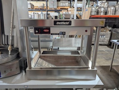 Delfield Commercial Fry Dump Station w/ (2) Hatco 18'' Warmers (115V)