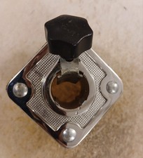 Ludwig P1610D Bass Drum Tom Mounting Diamond Plate, Usato con vite non originale