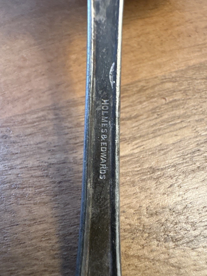 Vintage Holmes & Edwards Silverplate Soup Ladle 7” Art Deco Pattern - Image 4 of 4