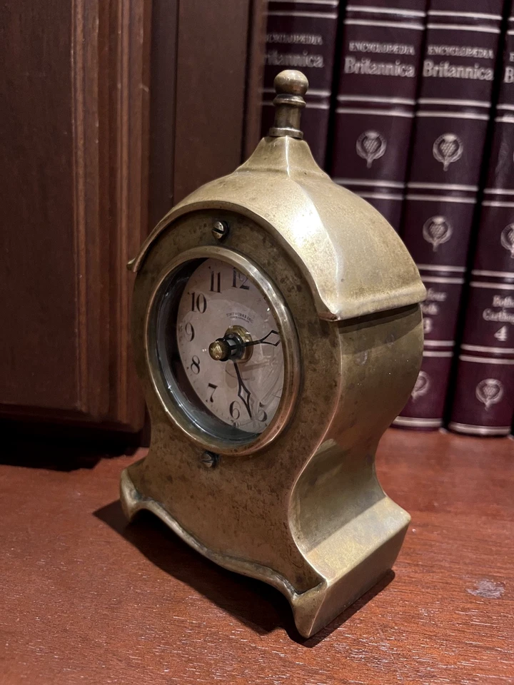 Timeworks Clock Co. 'Series 1906' Vintage Brass Desk Shelf Clock, Working - Image 3 of 4