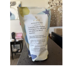 Musee Oh What A Night Detox Water Lily  Linen Bath Salts 24 oz
