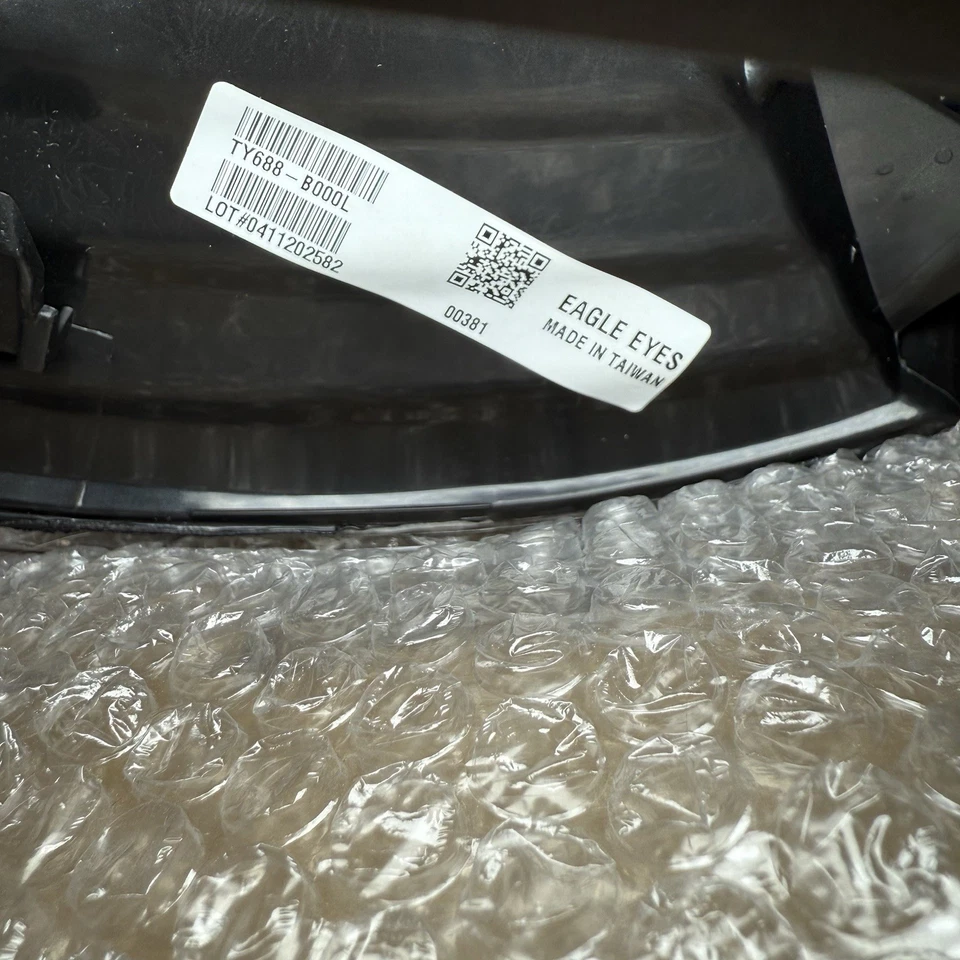 Lámpara de luz de señal de giro Dorman 1630910 lado del conductor para Toyota Tundra 2000-2004 Foto 4 de 4