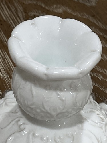 Vintage Fenton Silver Crest Spanish Lace Single Light Candlestick - Picture 9 of 15