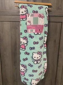 New Hello Kitty Teal Bowtastic 50" x 70" Faux Fine Fur Throw Blanket With Tag
